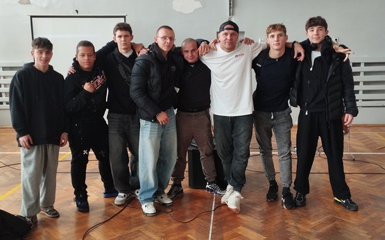 589646531 1365390835376086 2068363088170791237 n