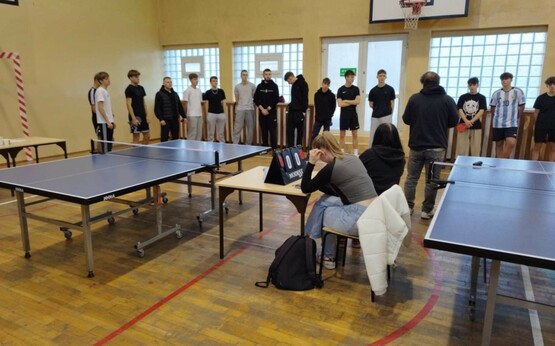 593711911 1368609438387559 8377435634484975265 n