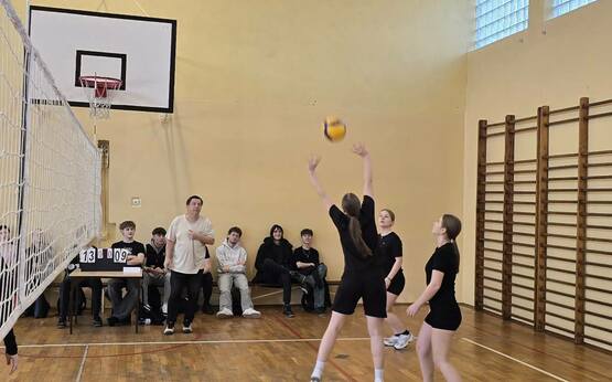 645670290 1442045744377261 978805392182416659 n